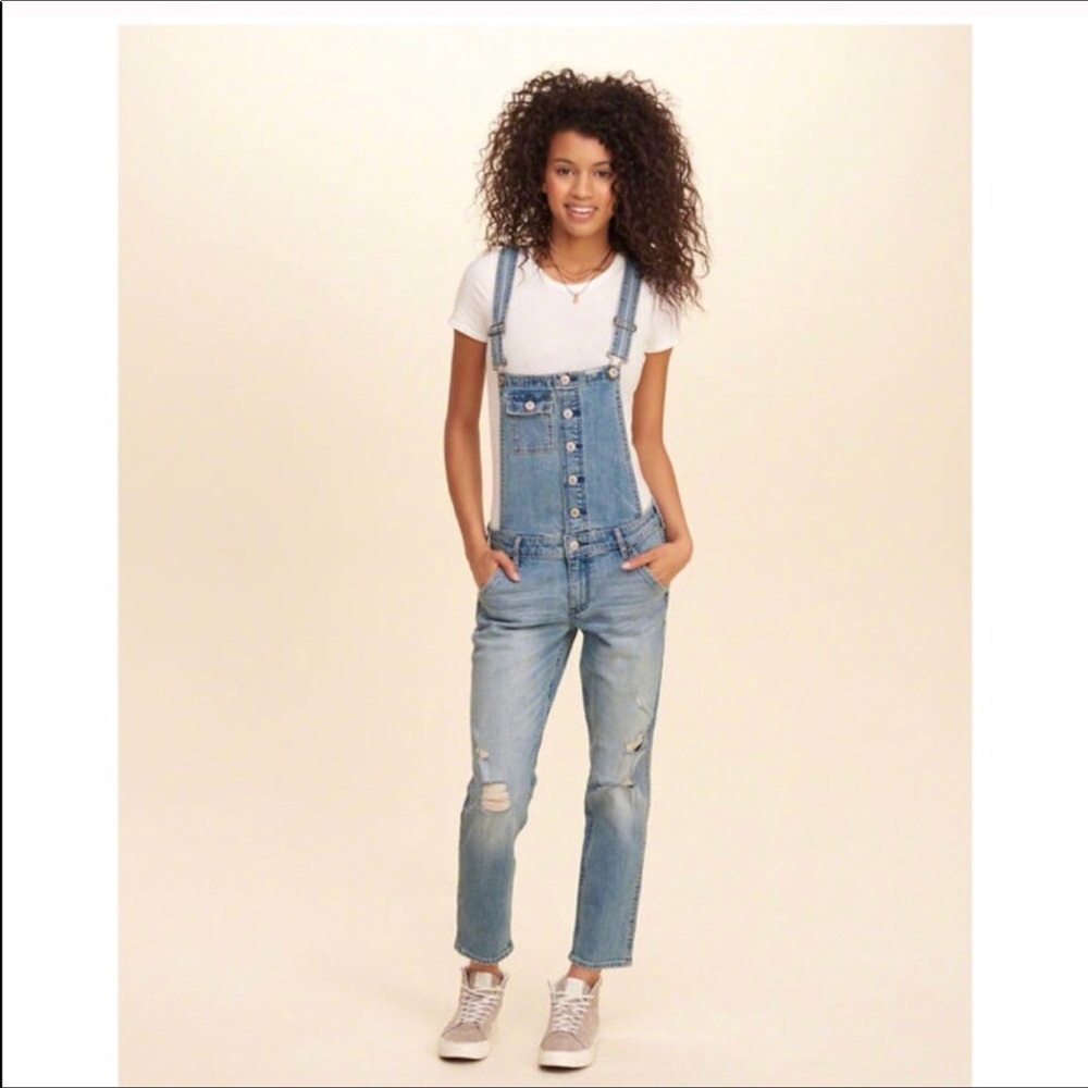 Hollister light washed overalls